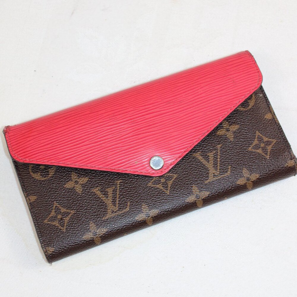 Louis Vuitton Pigment Marie-Lou Monogram & Red Long Wallet - Picture 2 of 9